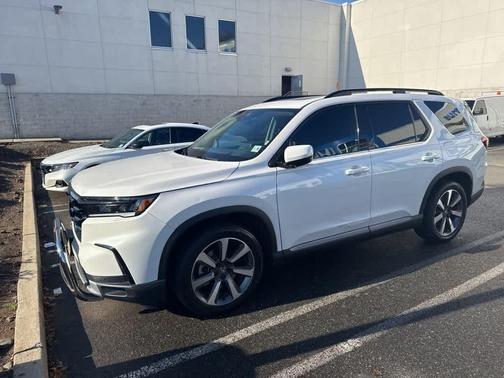 2023 Honda Pilot Elite