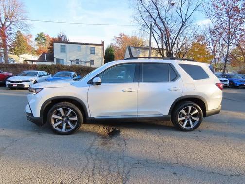 2023 Honda Pilot Elite