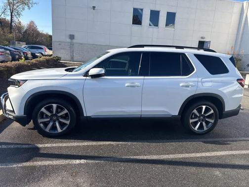 2023 Honda Pilot Elite