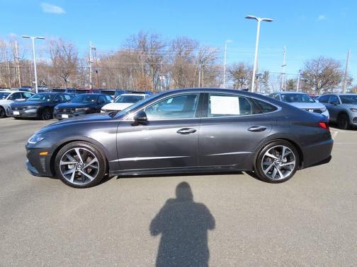 2021 Hyundai SONATA SEL Plus