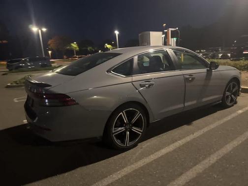 2023 Honda Accord Hybrid 
