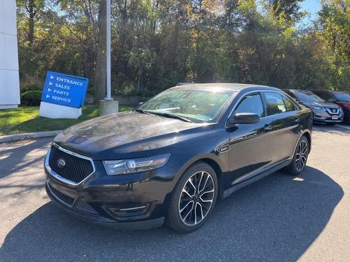 2018 Ford Taurus SHO