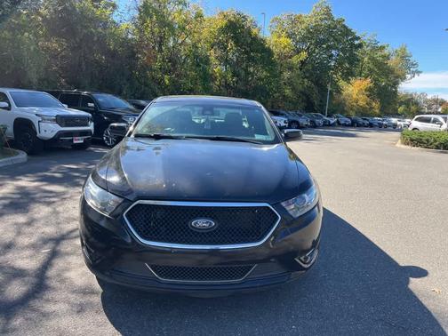 2018 Ford Taurus SHO