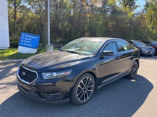 2018 Ford Taurus SHO