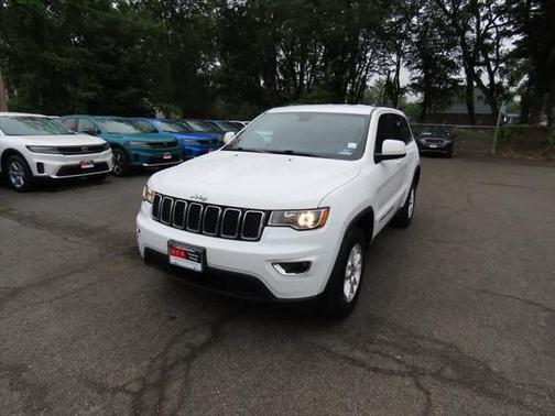 2020 Jeep Grand Cherokee Laredo E