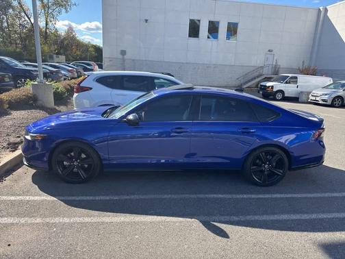 2023 Honda Accord Hybrid Sport-L