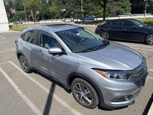 2022 Honda HR-V EX