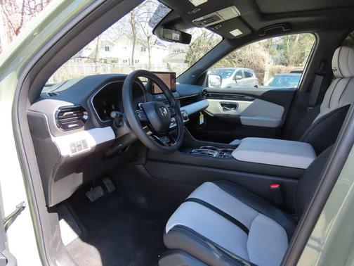 Ash Green 2026 Honda Passport TrailSport Elite Blackout