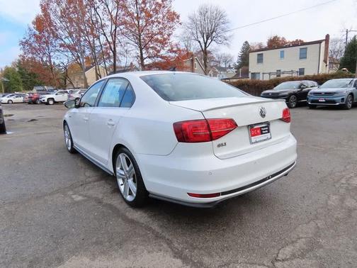 2017 Volkswagen Jetta GLI