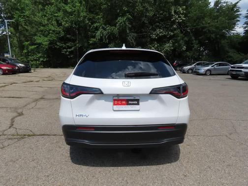2026 Honda HR-V LX