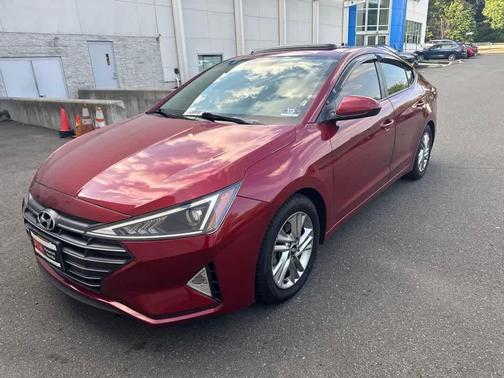 Scarlet Red Pearl 2020 Hyundai ELANTRA Value Edition