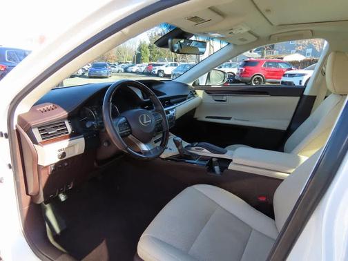 2018 Lexus ES 350 Base