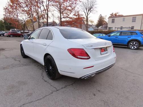 2019 Mercedes-Benz E-Class E 300