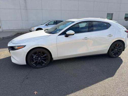 2023 Mazda Mazda3 AWD w/Premium Package