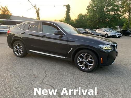 2022 BMW X4 xDrive30i