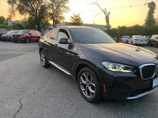 2022 BMW X4 xDrive30i