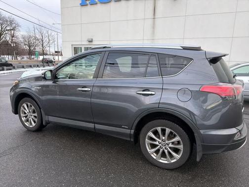 2017 Toyota RAV4 Hybrid Limited