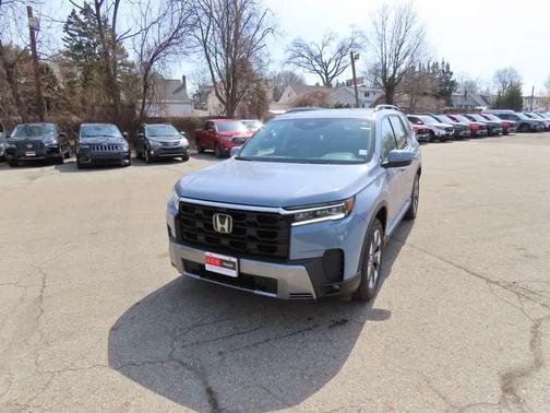 Sonic Gray Pearl 2026 Honda Pilot Touring S