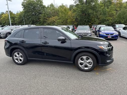 2023 Honda HR-V LX