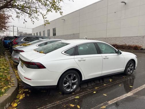 2023 Honda Accord EX