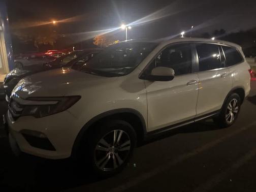 2017 Honda Pilot EX-L w/ Navigation