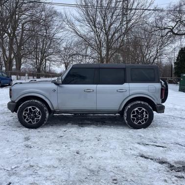 2023 Ford Bronco Outer Banks