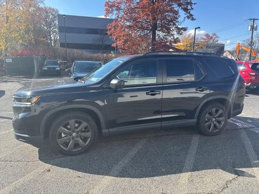 2023 Honda Pilot Sport