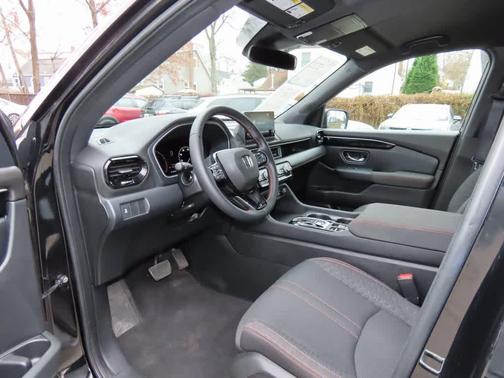 2023 Honda Pilot Sport