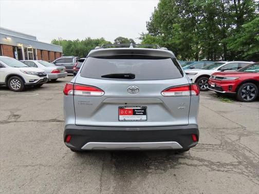 2022 Toyota Corolla Cross LE
