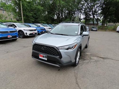 2022 Toyota Corolla Cross LE