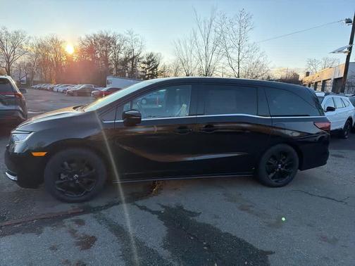 2023 Honda Odyssey Sport