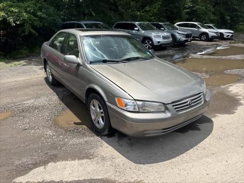 1998 Toyota Camry LE
