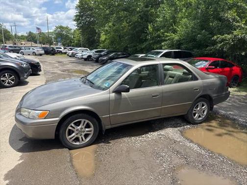 1998 Toyota Camry LE