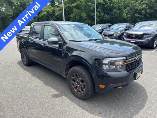 2023 Ford Maverick Lariat Advanced