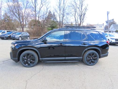 Crystal Black Pearl 2026 Honda Pilot Black Edition