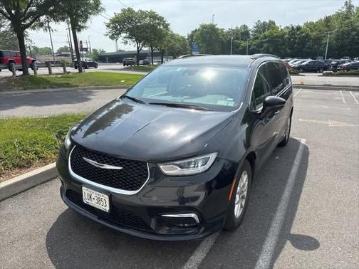 2022 Chrysler Pacifica Touring-L