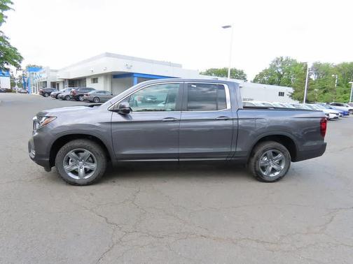 Modern Steel Metallic 2026 Honda Ridgeline RTL
