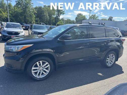 2015 Toyota Highlander LE