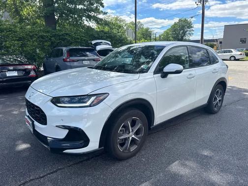 Platinum White Pearl 2023 Honda HR-V EX-L
