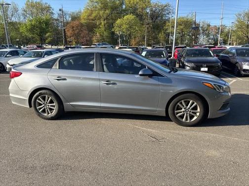 2017 Hyundai SONATA Base