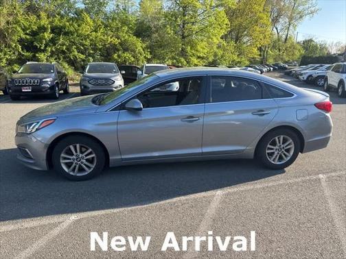 2017 Hyundai SONATA Base