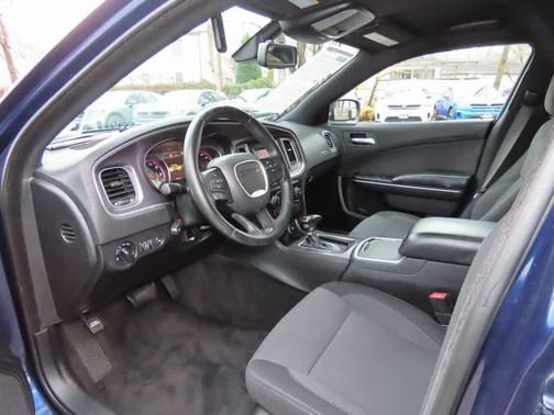 2015 Dodge Charger SE