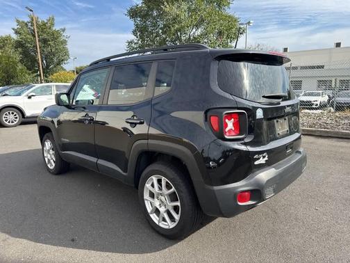 2022 Jeep Renegade Latitude