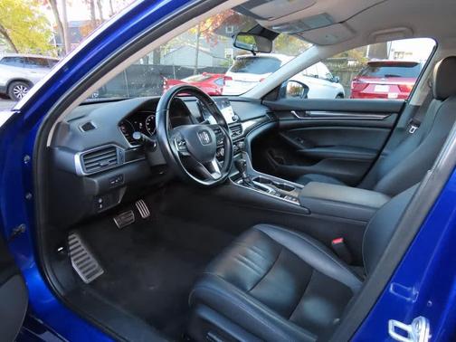 2022 Honda Accord Sport SE