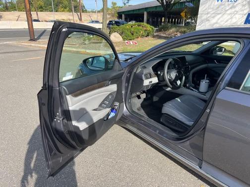 2018 Honda Accord EX