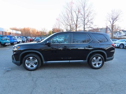 2023 Honda Pilot EX-L 7-Passenger