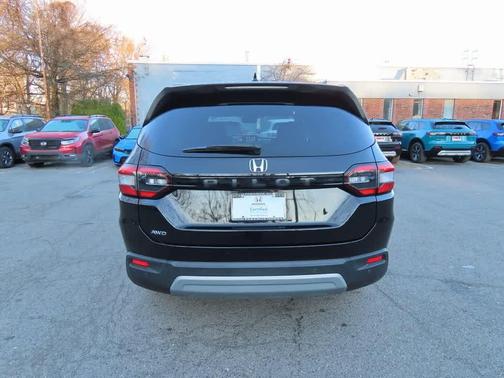 2023 Honda Pilot EX-L 7-Passenger