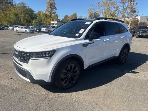 2022 Kia Sorento X-Line EX