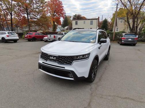 2022 Kia Sorento X-Line EX