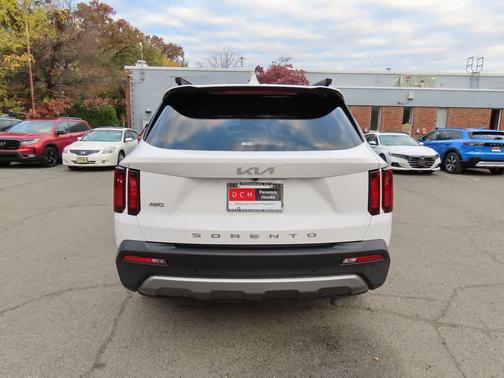 2022 Kia Sorento X-Line EX